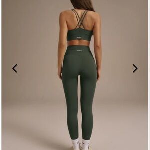 Ultimate Leggings - Dark Olive
